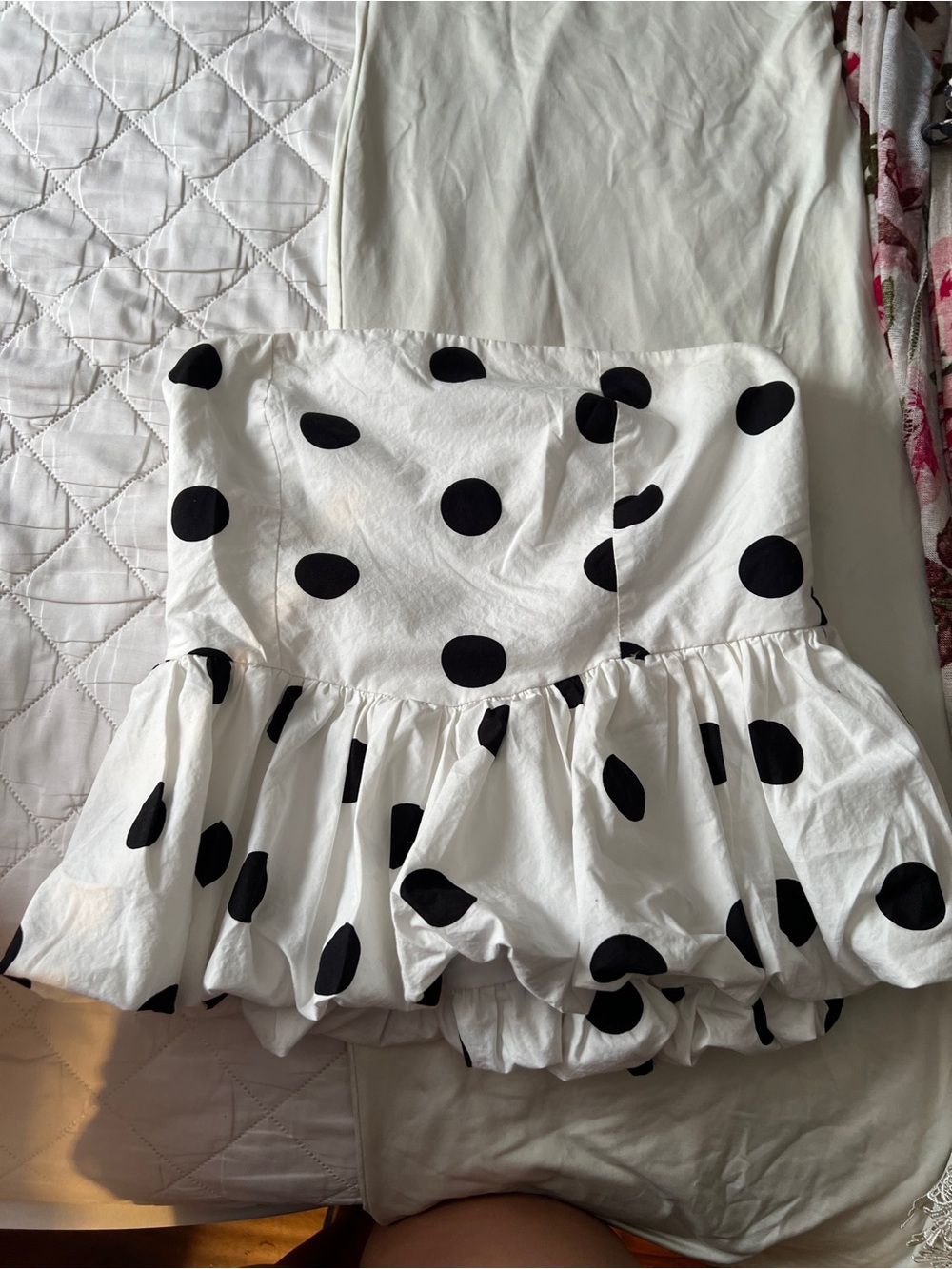 Polka Dot Ruffle top - Black/White